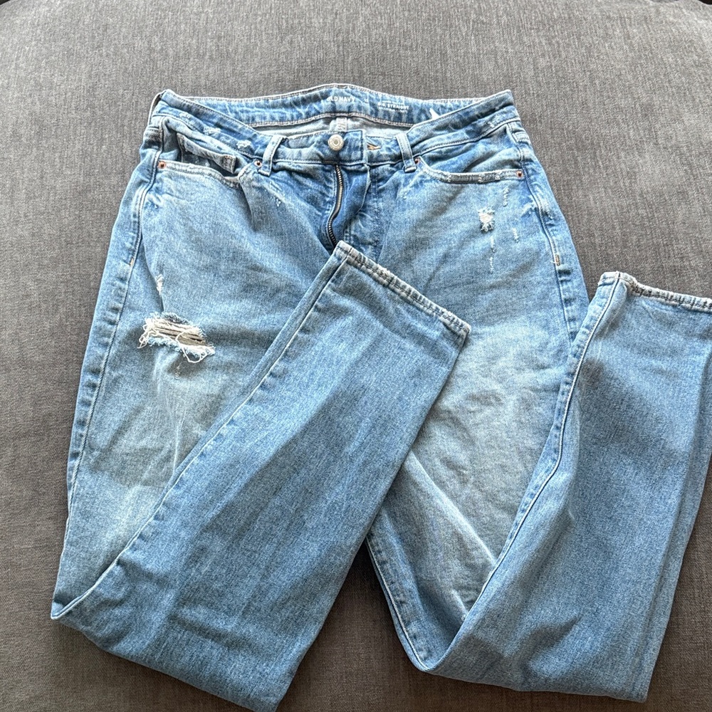 Old Navy Distressed straight Jeans